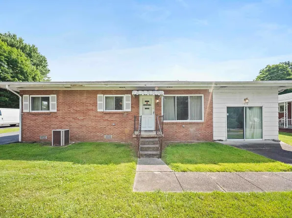 1412 Walnut St, Flatwoods, KY 41139