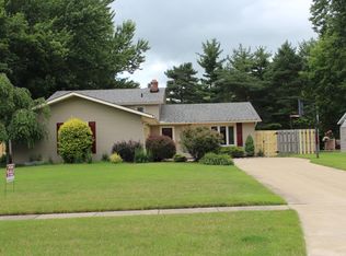 21986 Cricket Ln, Strongsville, OH 44149