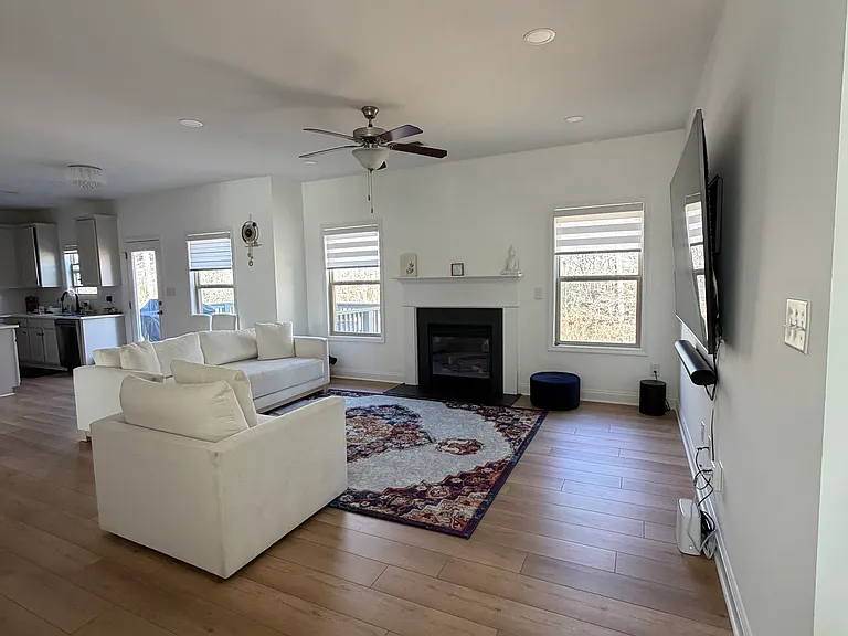 1565 Nightfall Ct — Photo 6