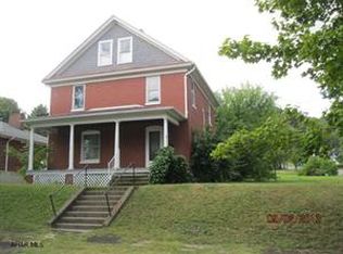837 W 3rd St, Williamsburg, PA 16693