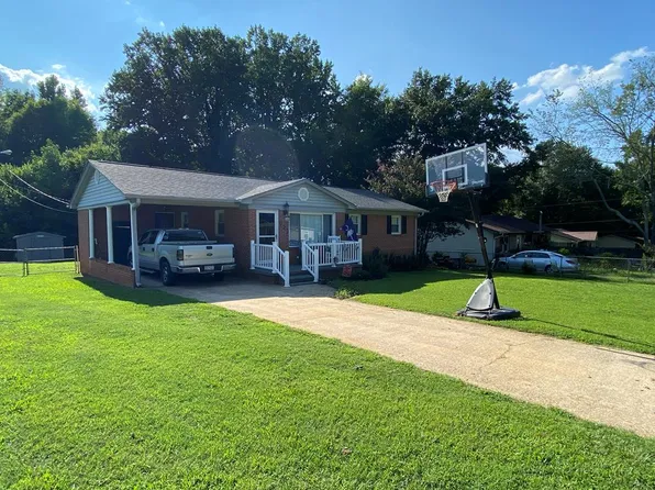 923 9th St, Gaffney, SC 29340