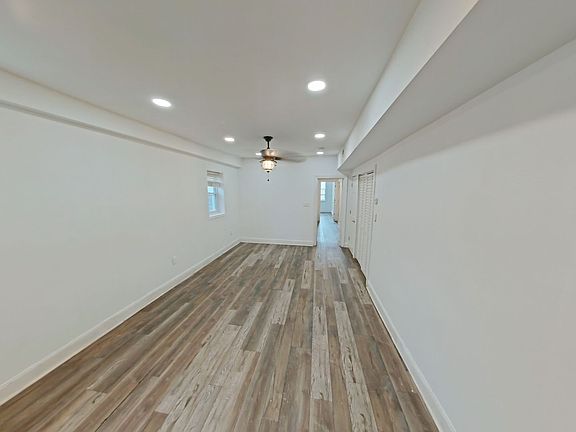4th image of 610 E 9th St #1
