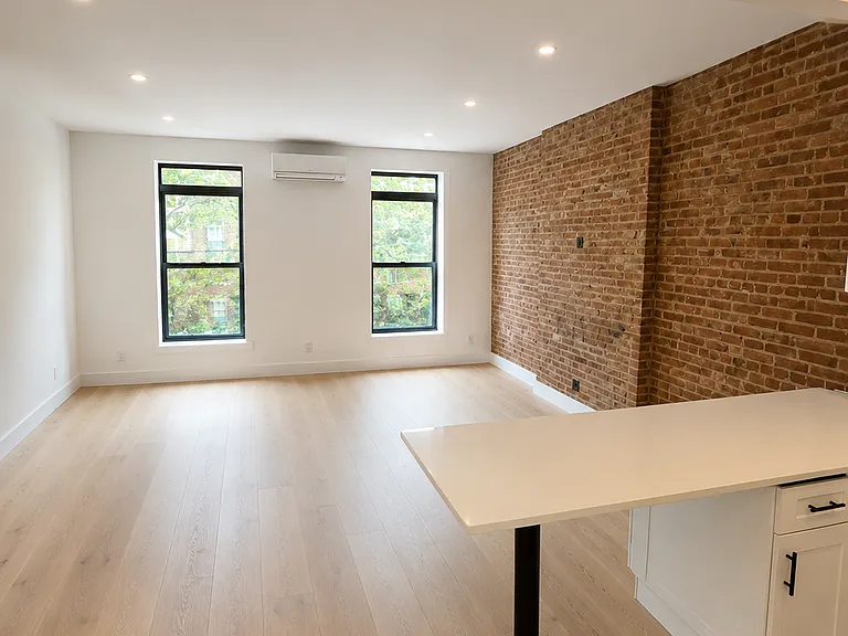 163 India St #1 — Photo 3
