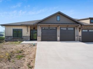 1960 Pronghorn Rd, Spearfish, SD 57783