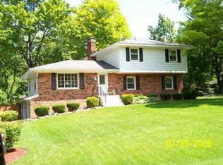 5554 Warbler Dr, Clarkston, MI 48346