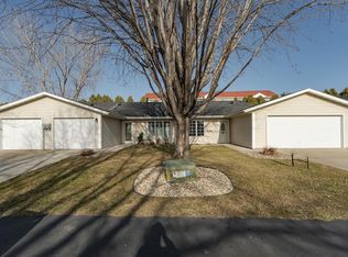 3066 25th St NW, Rochester, MN 55901