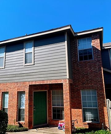 3rd image of 93 Chapel Hill Cir #93