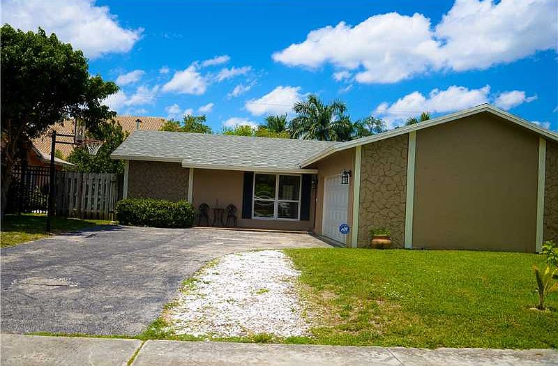 1st image of 9125 NW 33rd Pl