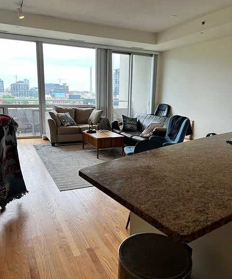 950 W Erie St #702 — Photo 3