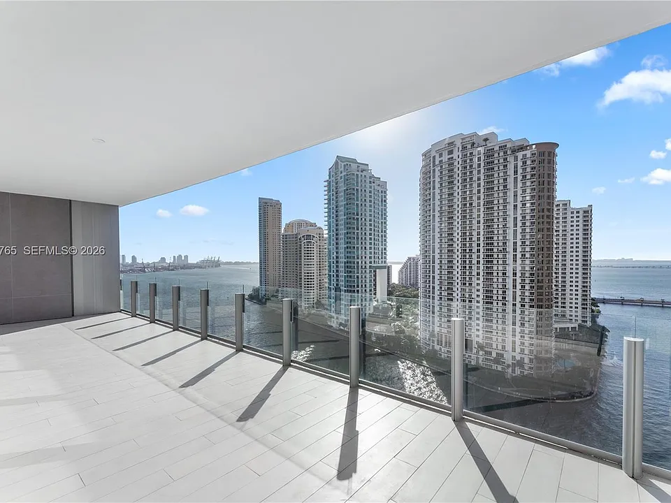 300 Biscayne Boulevard Way #1802