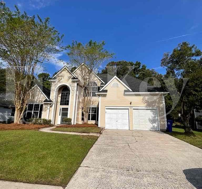 1st image of 3396 Forest Glen Dr