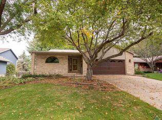 4700 S Kyle Ave, Sioux Falls, SD 57103