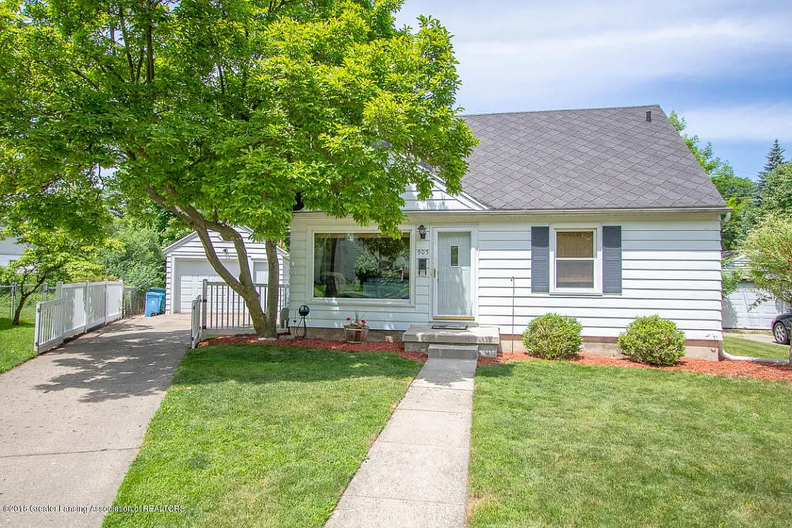 905 Alden Dr photo 1