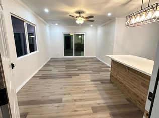 545 N 6th Ave APT C, Upland, CA 91786