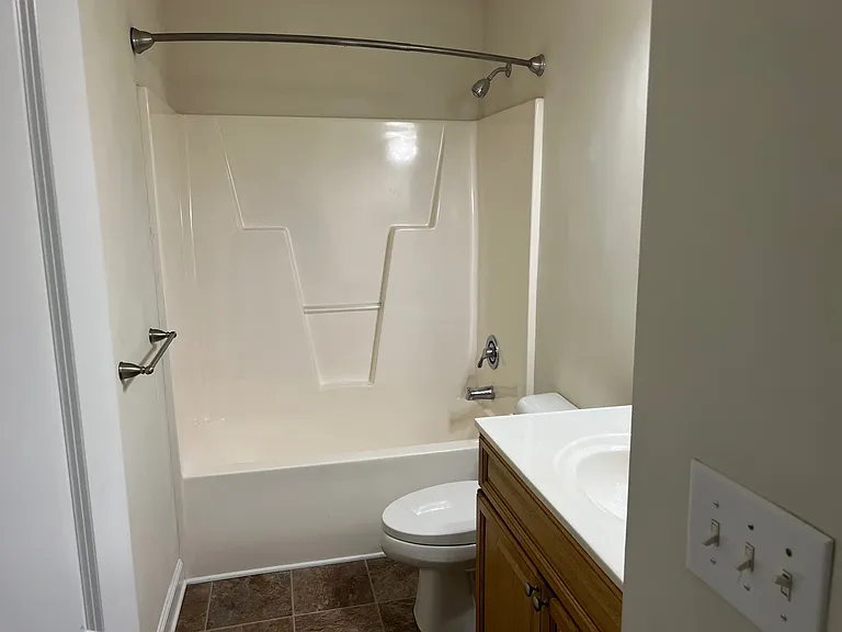 4630 Wilcox Rd — Photo 12