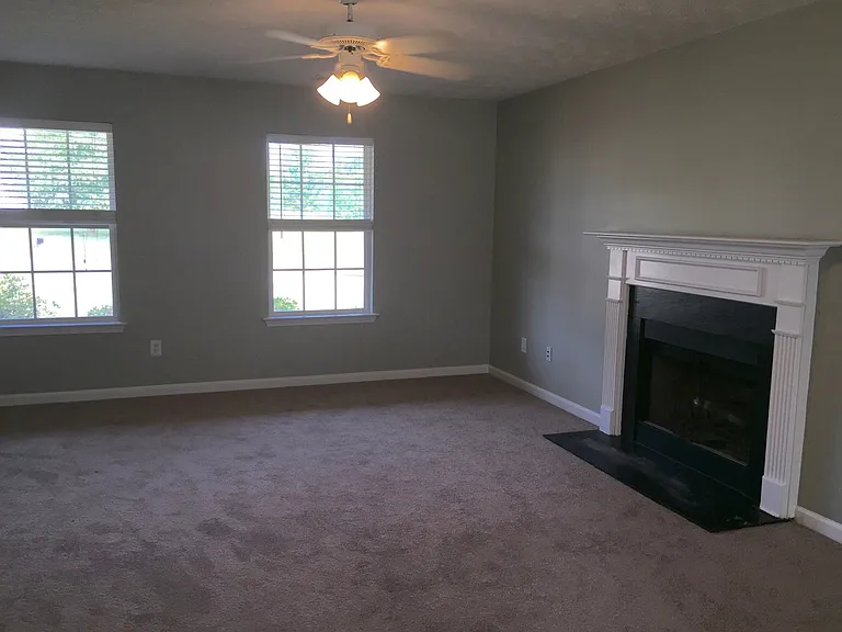 126 Potomac Dr — Photo 7