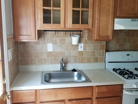 4th image of 3505 Wilson Ave