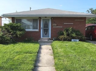 728 E 153rd St, Phoenix, IL 60426