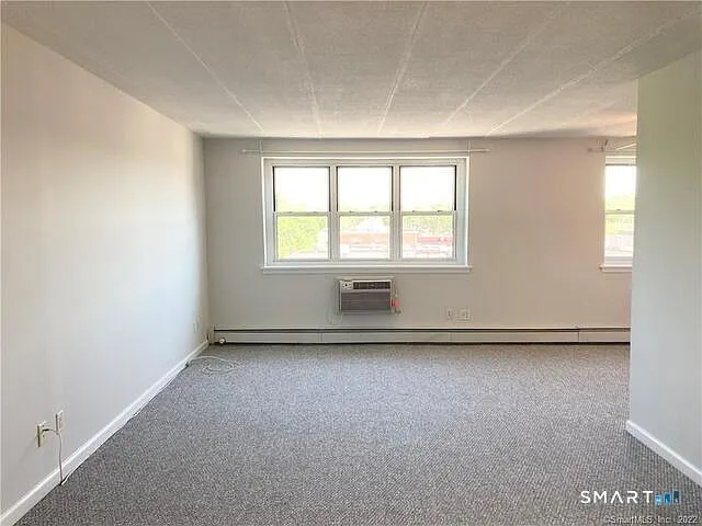 Studio, 1.0 bath, 486 sqft, $1,900 — Photo 2