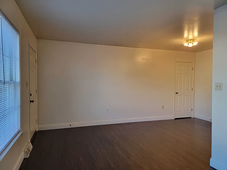 1513 Lincoln Heights Ave — Photo 3