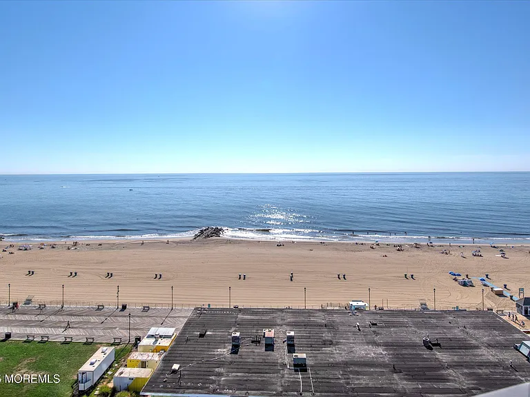 1101 Ocean Ave #1102 — Photo 40