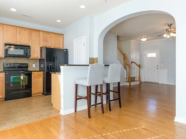 412 River Park Rd — Photo 15
