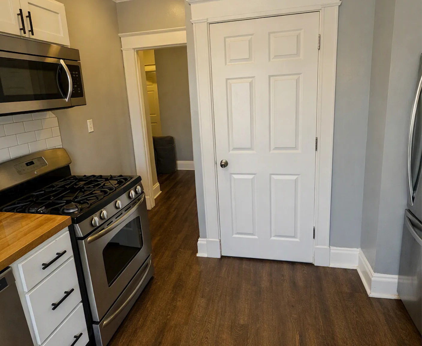 2 bed, 1000 sqft, $1,395 — Photo 3
