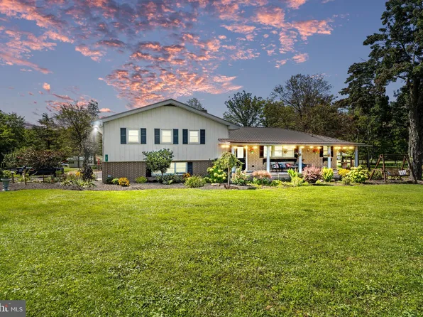 20 Groundhog Dr, Morrisdale, PA 16858