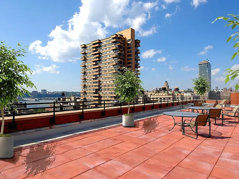 215 W 95th St #5K — Photo 9