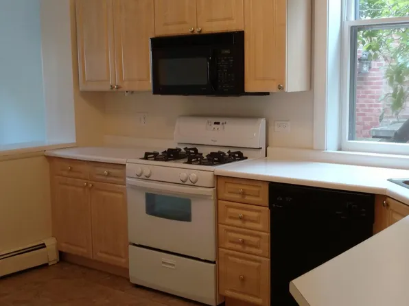 1637 W Winona St #1, Chicago, IL 60640