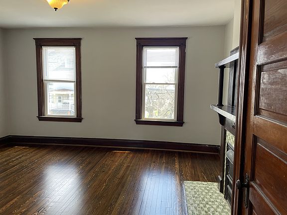2nd image of 4735 Section Ave Unit 2