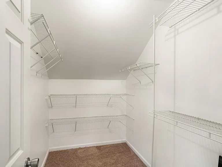 301 Culpepper Ct — Photo 24
