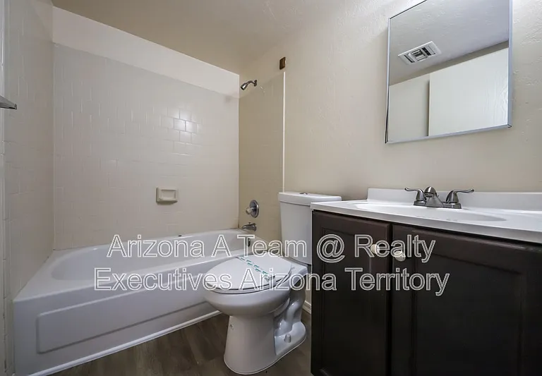 312 E 24th St #3 — Photo 11