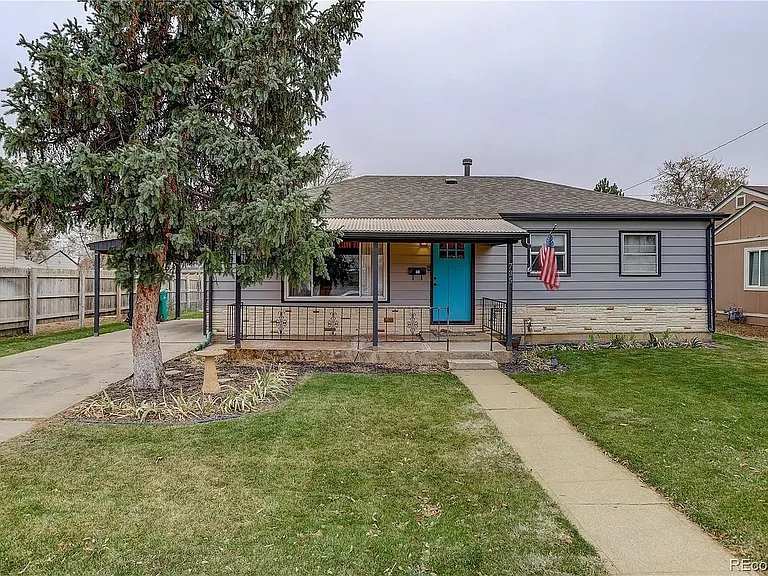 735 Ironton St — Photo 2