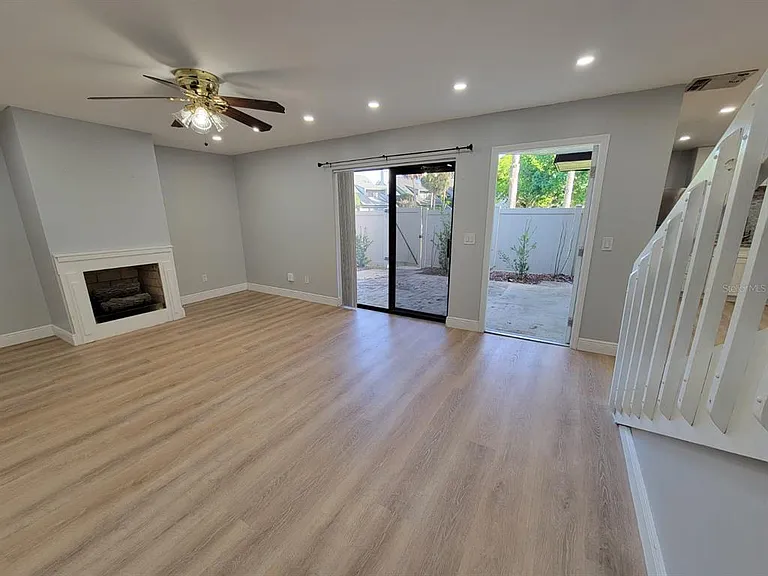 4093 Shannon Brown Dr — Photo 10