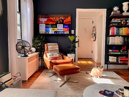 3rd image of 405 W 45th St APT 6C