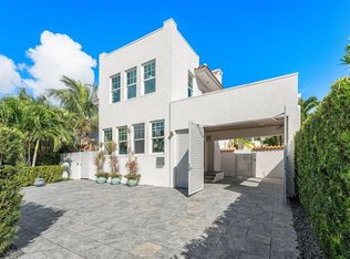 251 8th St, West Palm Beach, FL 33401