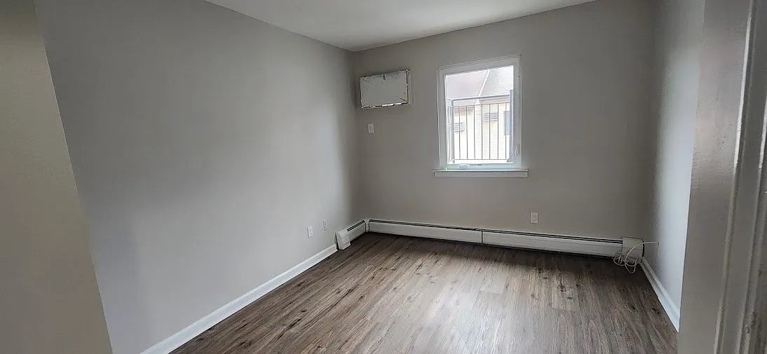3 bed, $3,350 — Photo 3