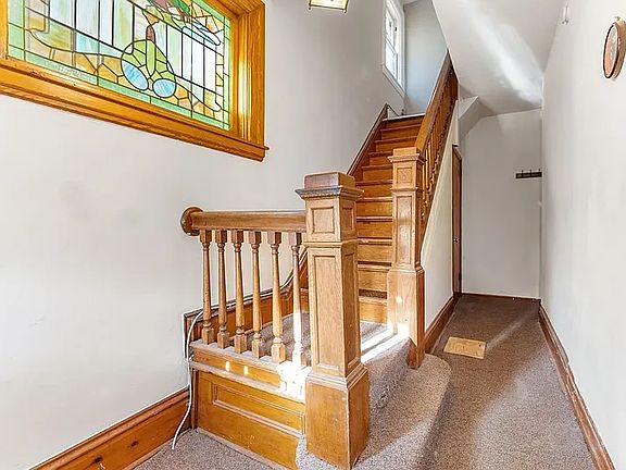 4th image of 1486 Park Blvd
