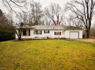 4543 S Arlington Rd, Uniontown, OH 44685