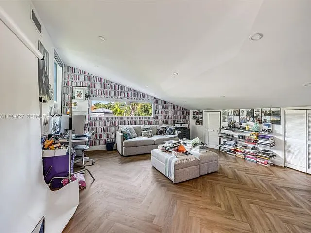 79 W Shore Dr — Photo 12