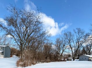 2N309 Pearl Ave, Glen Ellyn, IL 60137