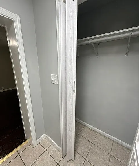 331 W Walton St — Photo 16