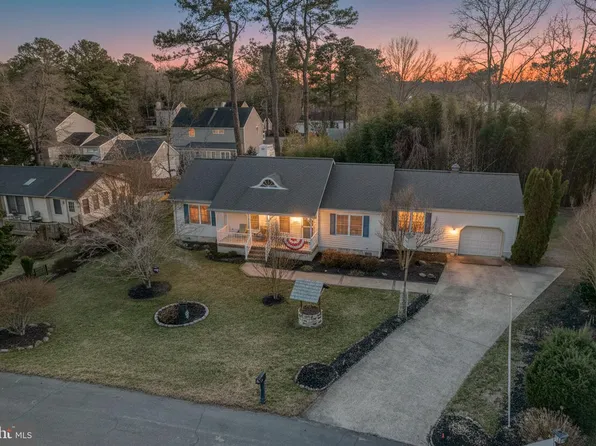 38 Hudson Ave, Ocean View, DE 19970
