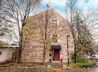 22 Torbrick Rd, Toronto, ON M4J 4Z5