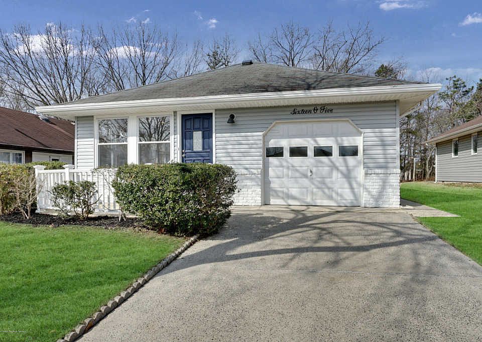 1st image of 1605 Mount Everest Ln