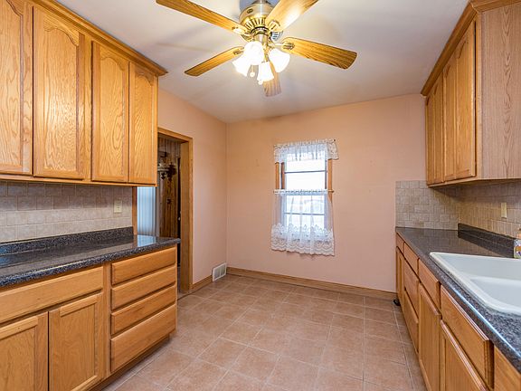 4th image of 2101 Eshcol Ave