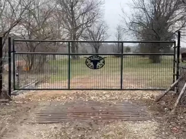 438 Adams Rd, Sherman, TX 75090