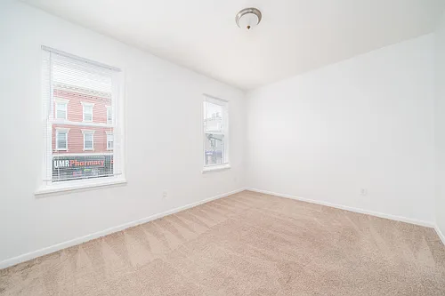 434 Central Ave #3L Photo 1