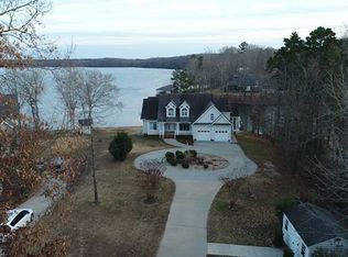 1 Merrymount Rd, Boydton, VA 23917